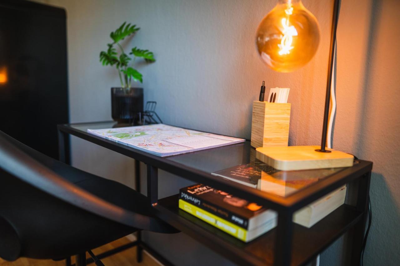 Deluxe Apartment I Klimaanlage I Tiefgarage I Balkon I Wlan Maagdenburg Buitenkant foto